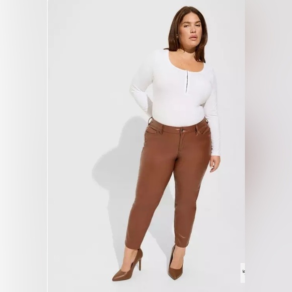 NWT Torrid Perfect Skinny Faux Leather High Rise Pants, Brown,  Size 14 Short R3 - Picture 2 of 13